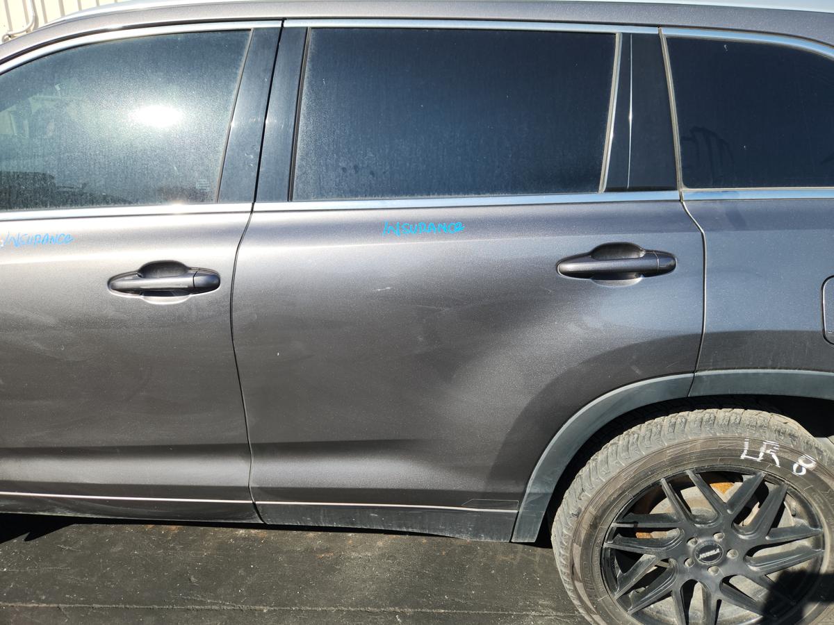 1000944459-Left Rear Door