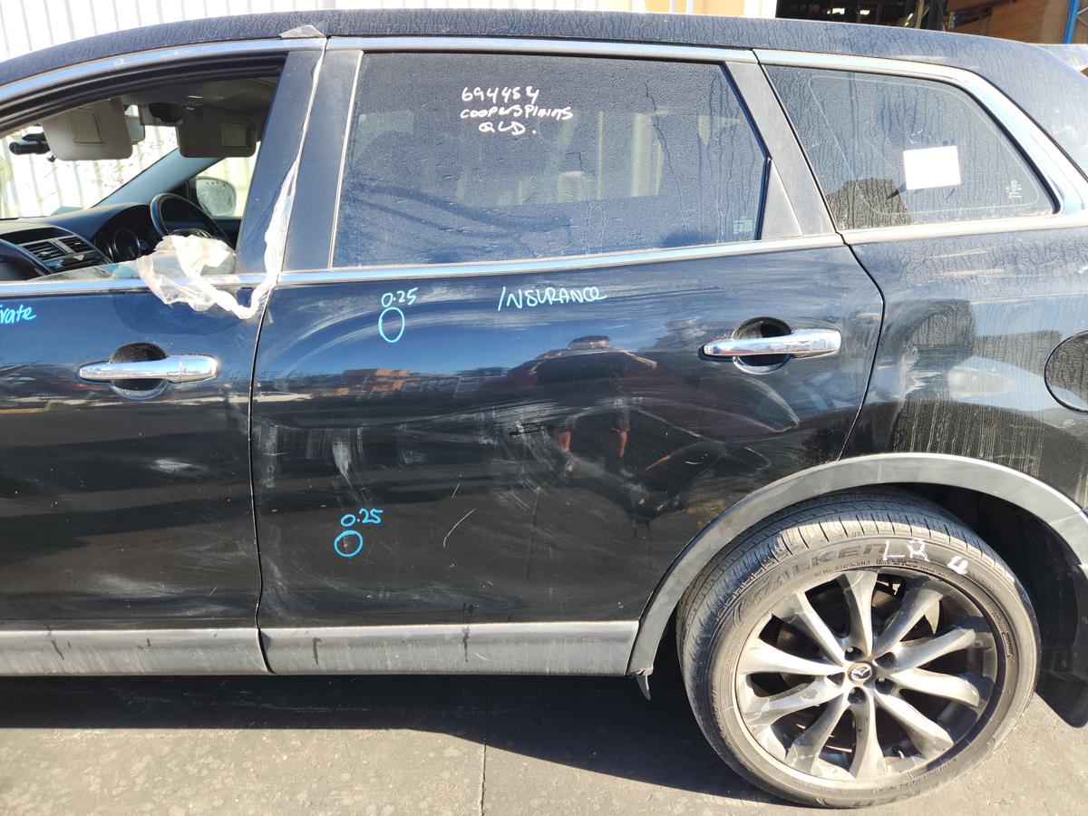 1000945046-Left Rear Door