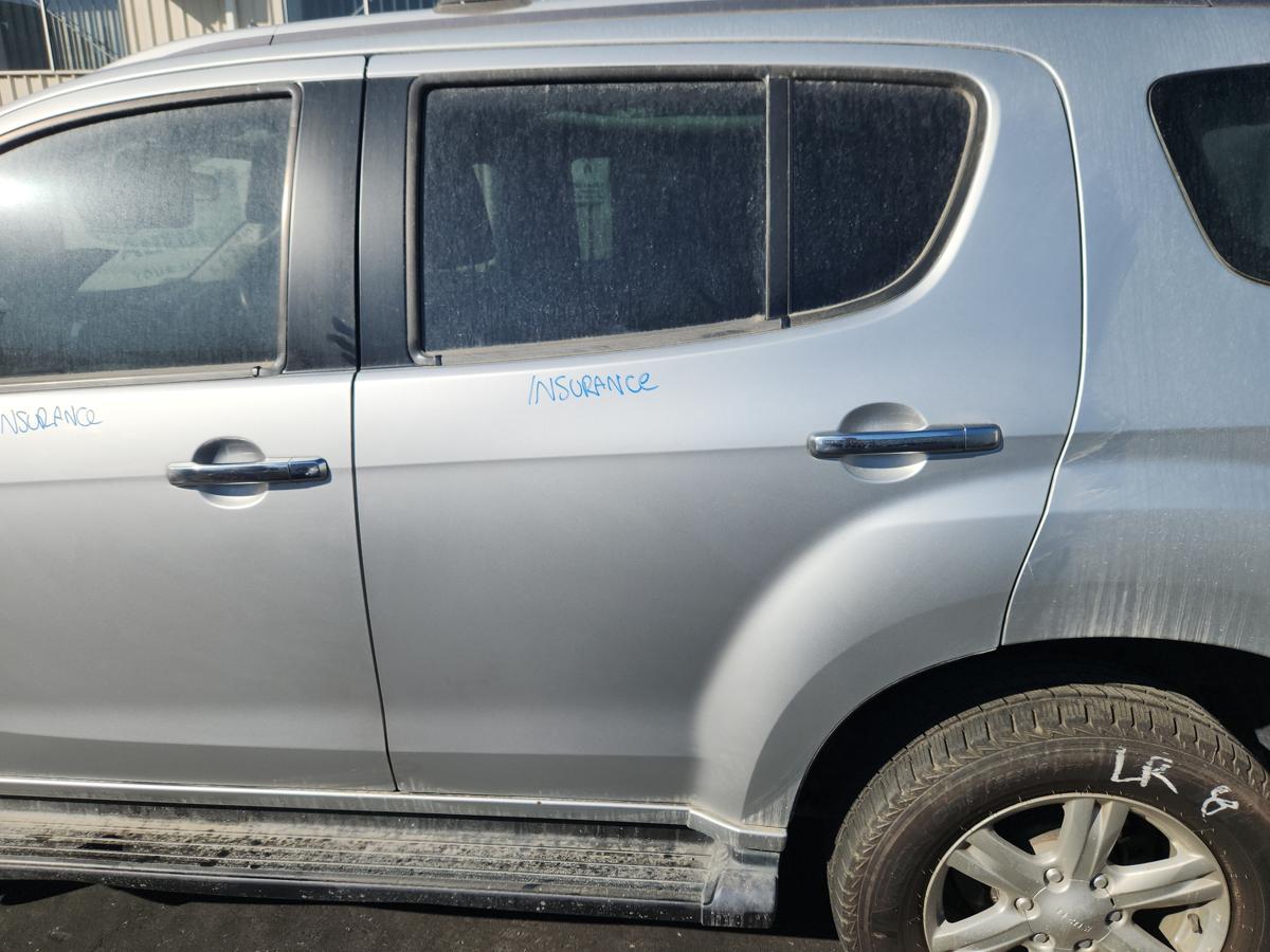 1000947040-Left Rear Door