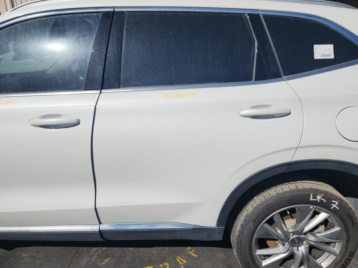 1000947191-Left Rear Door