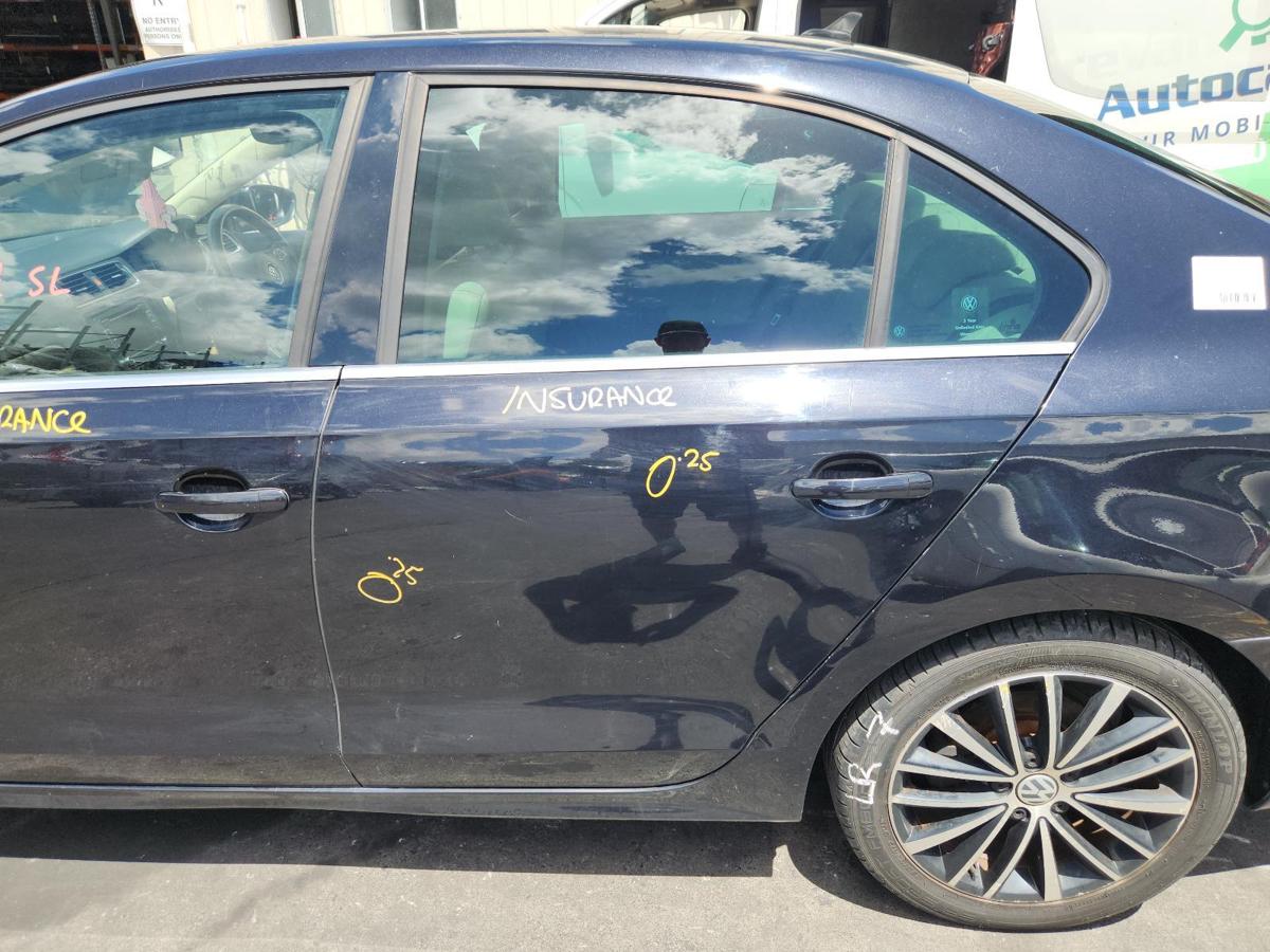1000899421-Left Rear Door