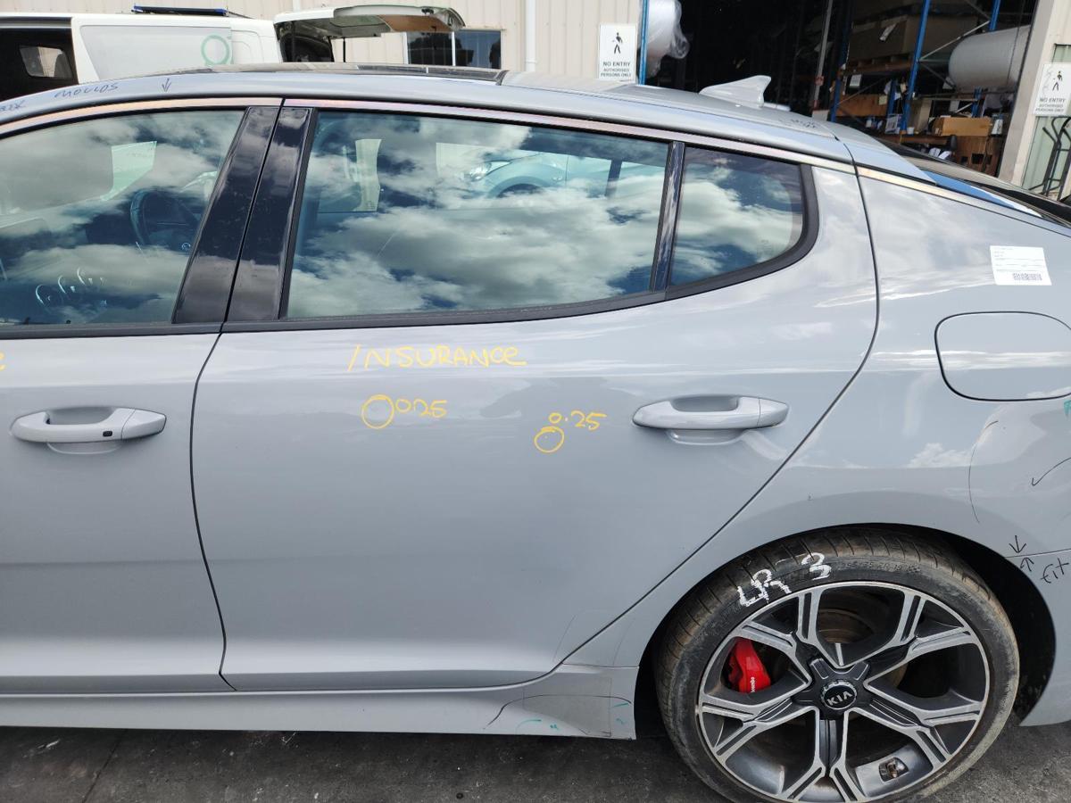 1000900561-Left Rear Door