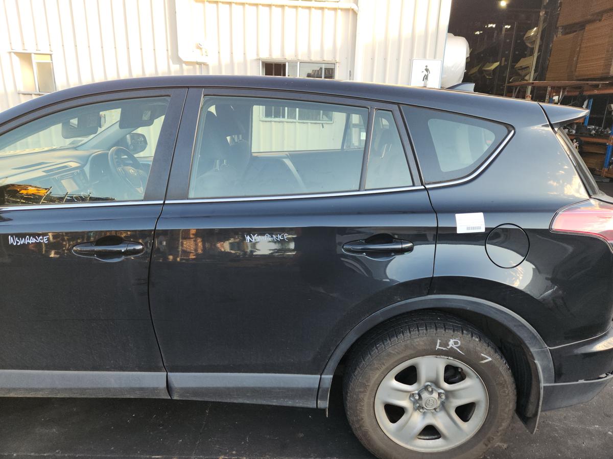 1000931745-Left Rear Door