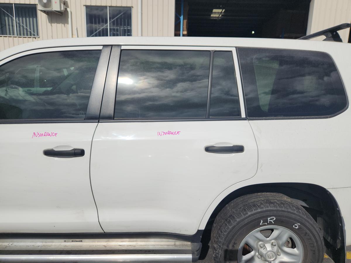 1000932249-Left Rear Door