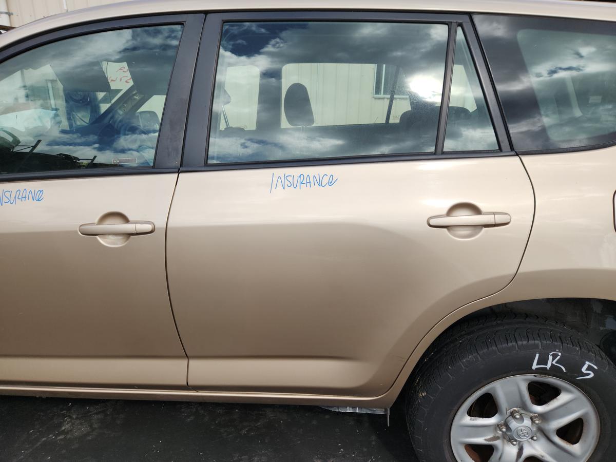 1000935918-Left Rear Door