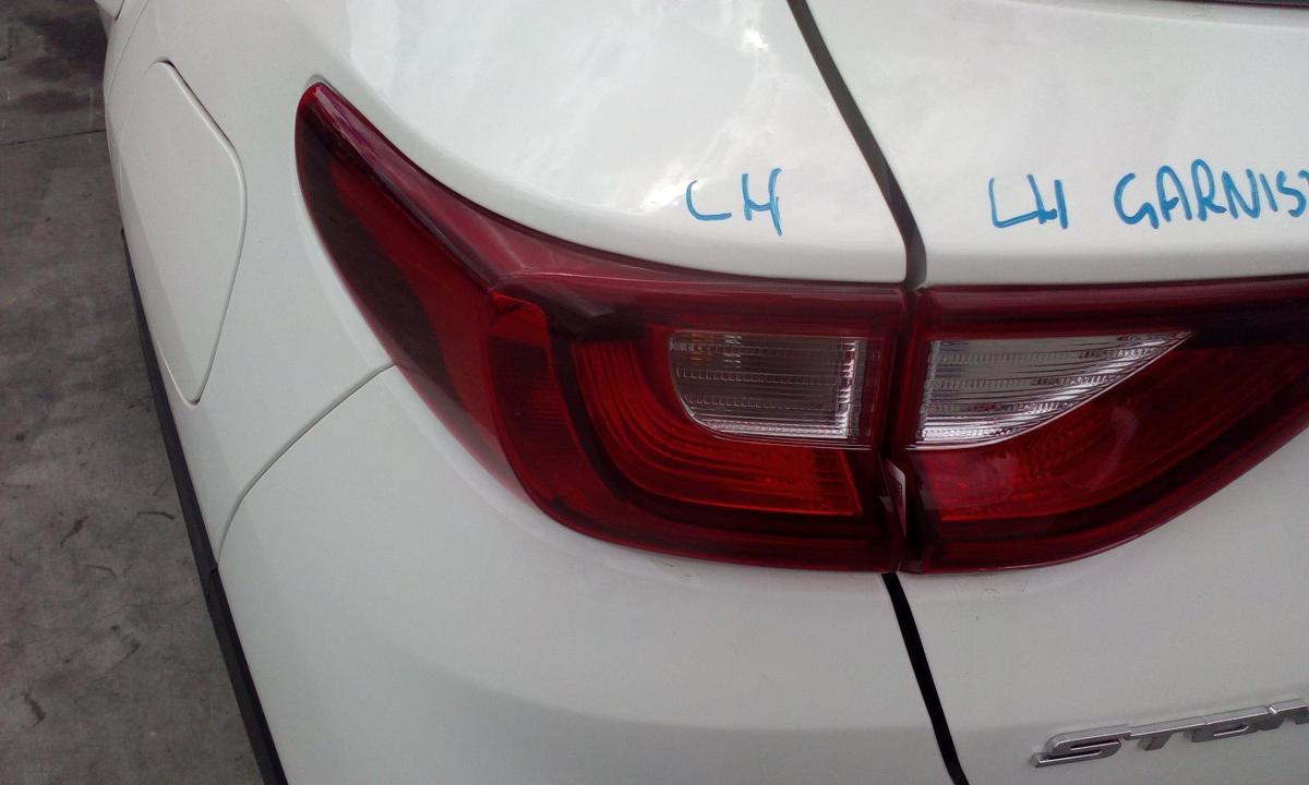 1000627262-Left Taillight