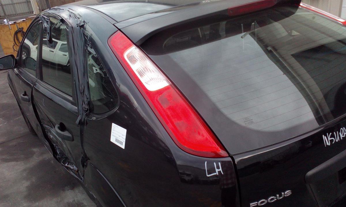 1000649211-Left Taillight