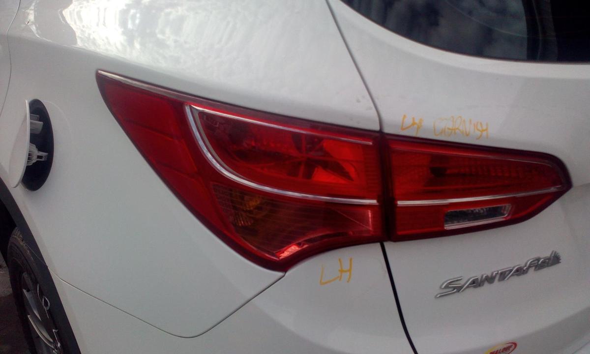 1000671888-Left Taillight
