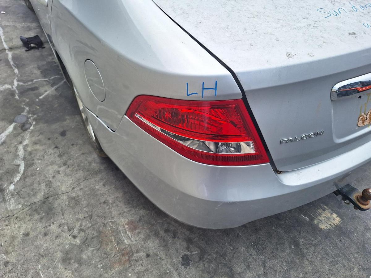 1000737214-Left Taillight