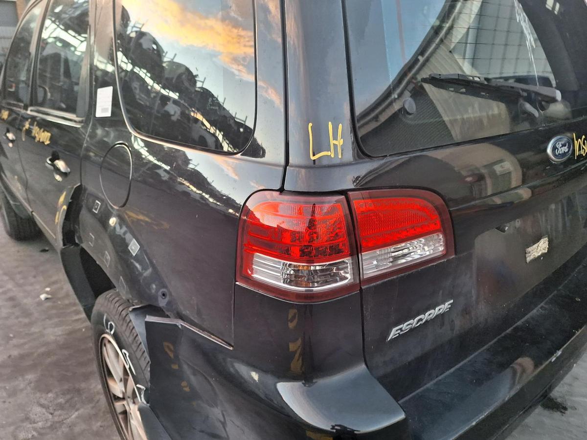 1000767222-Left Taillight