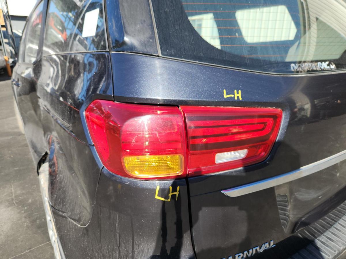 1000852470-Left Taillight