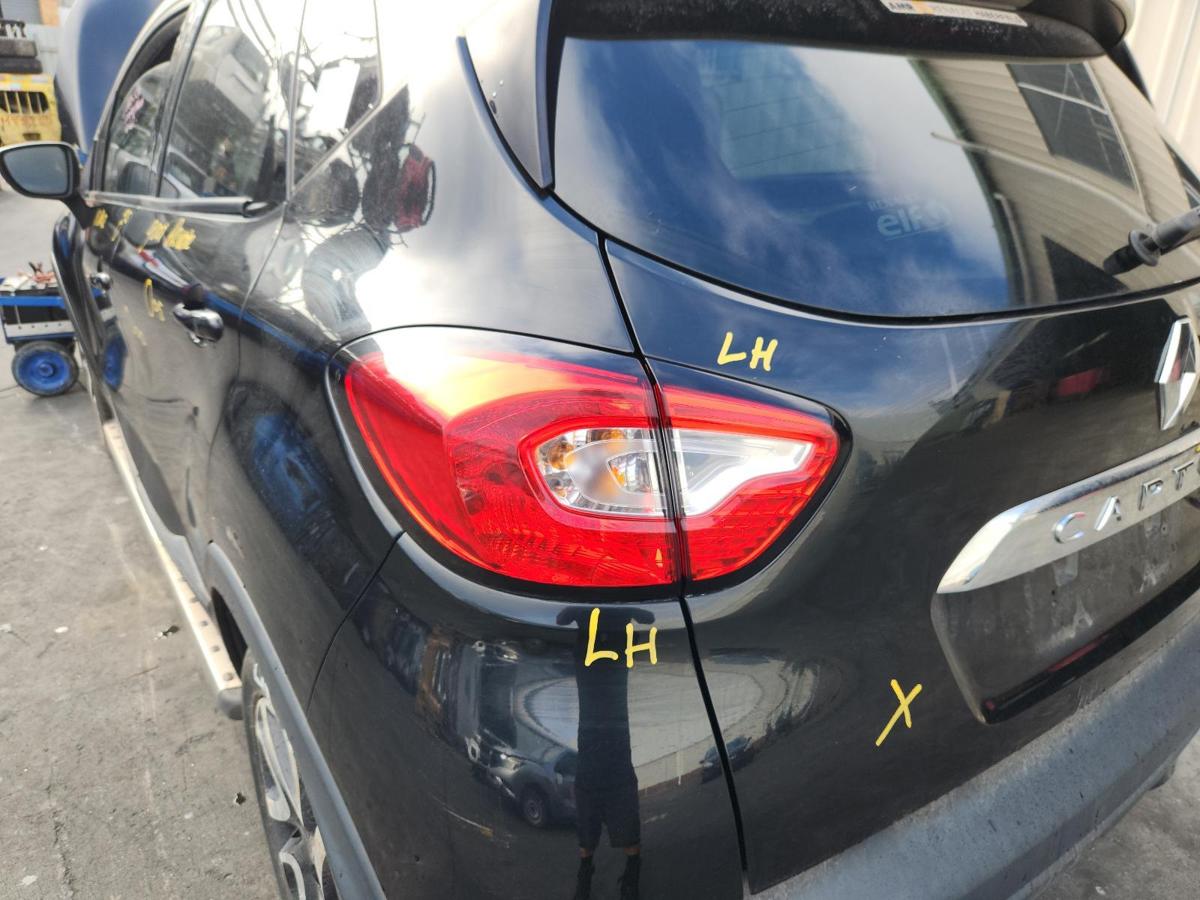 1000879096-Left Taillight