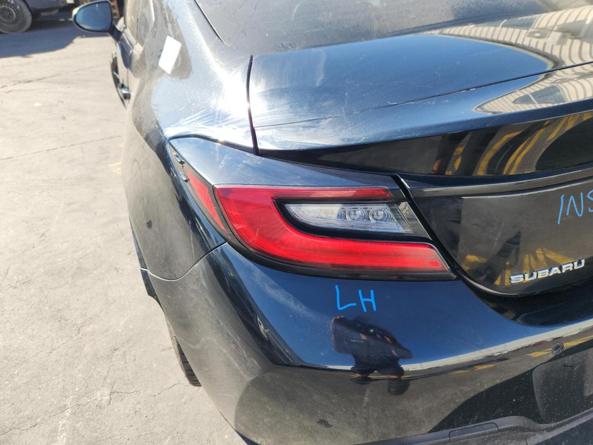 1000869303-Left Taillight