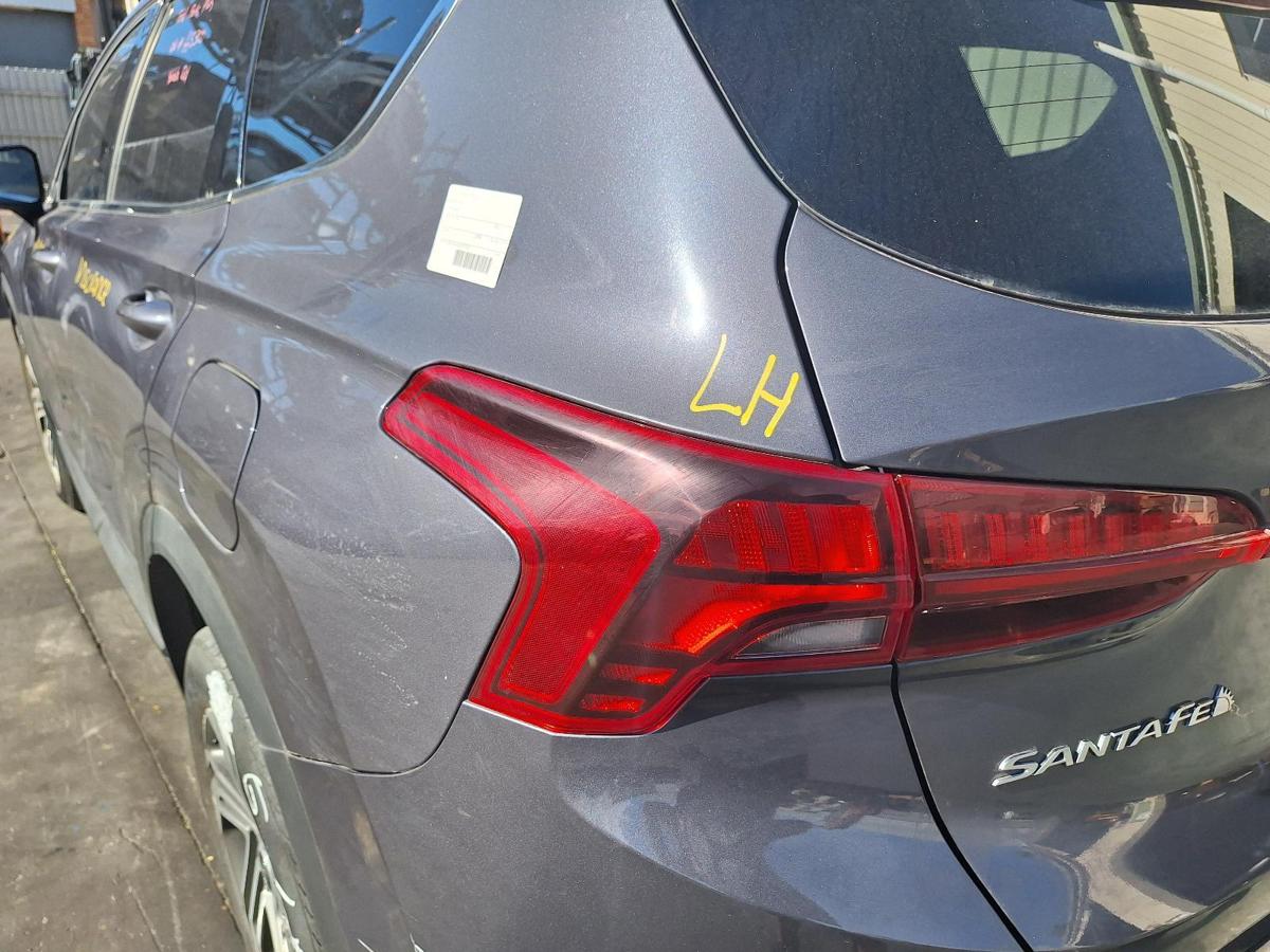 1000786078-Left Taillight