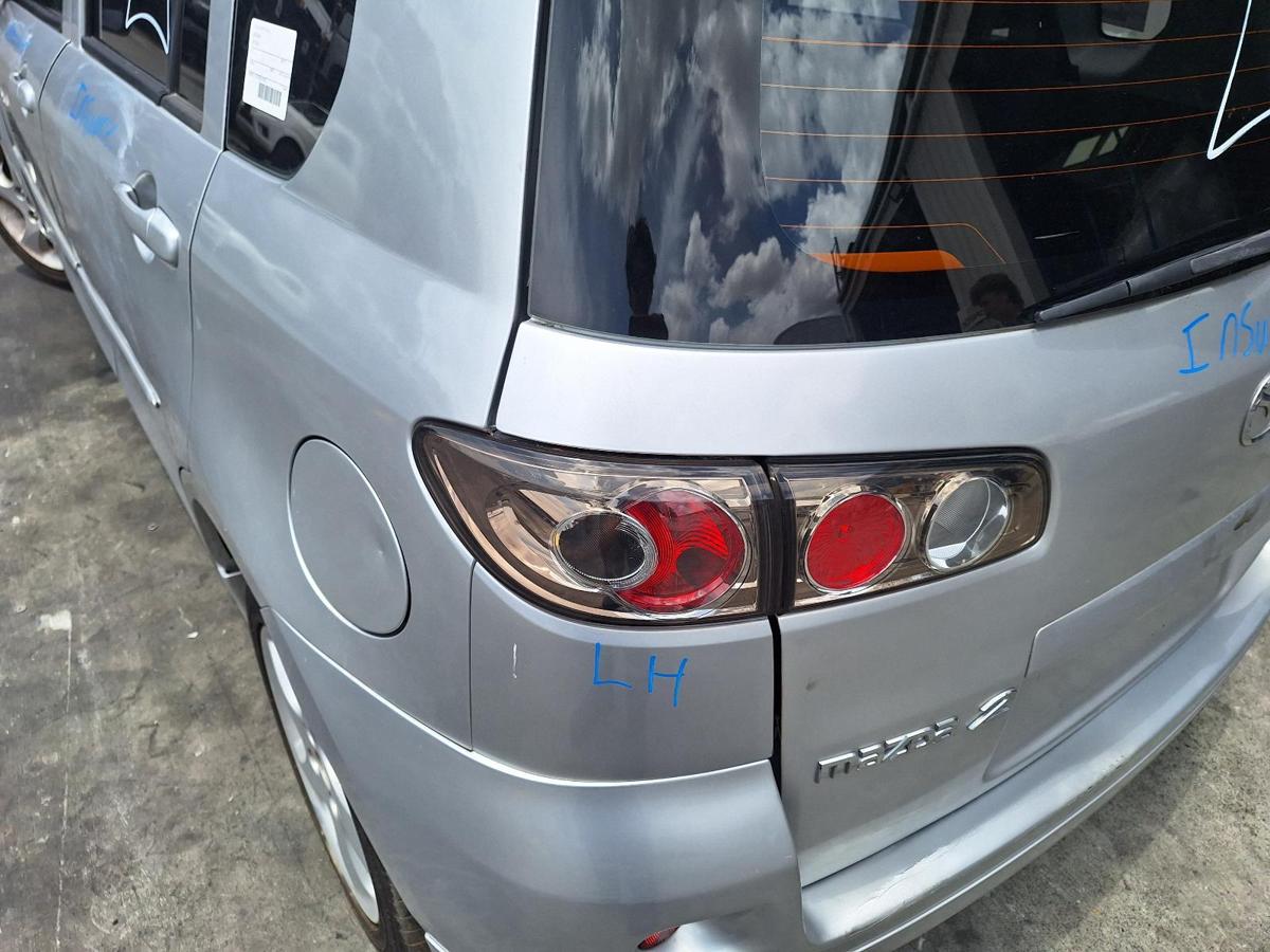 1000737824-Left Taillight