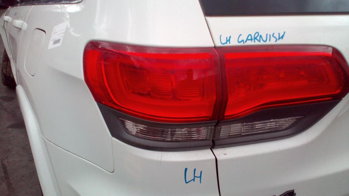 1000735031-Left Taillight