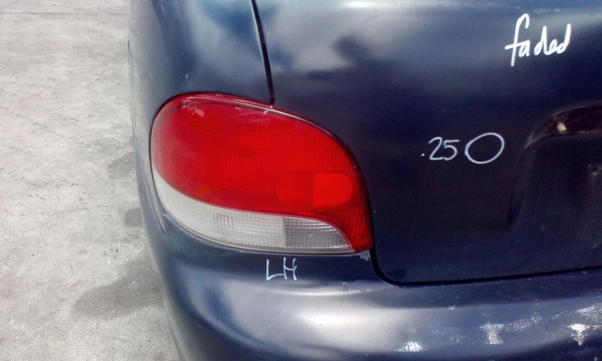 1000680657-Left Taillight