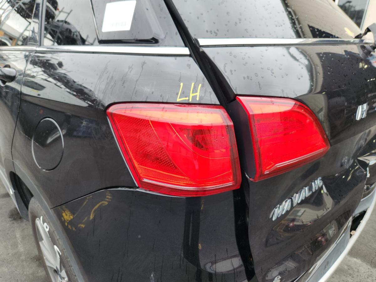 1000831915-Left Taillight