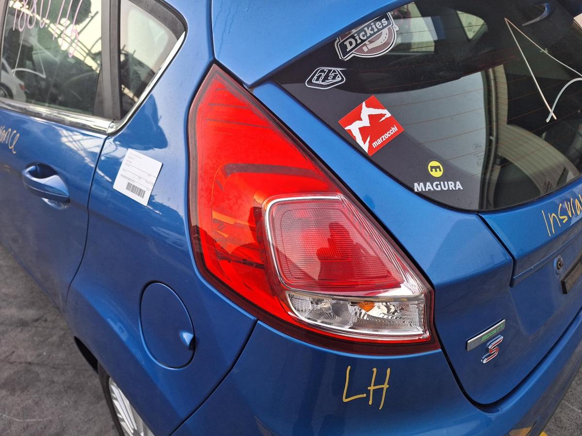 1000753905-Left Taillight