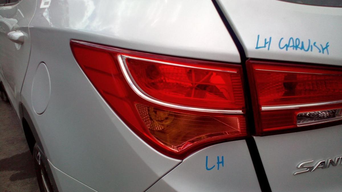 1000729902-Left Taillight