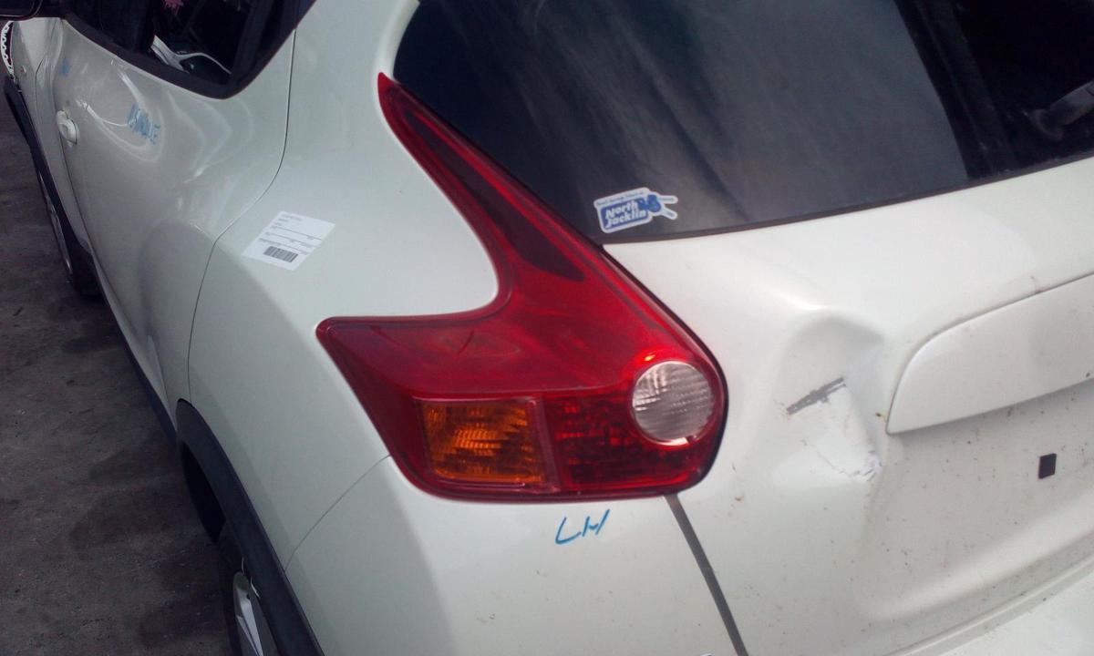 1000685965-Left Taillight