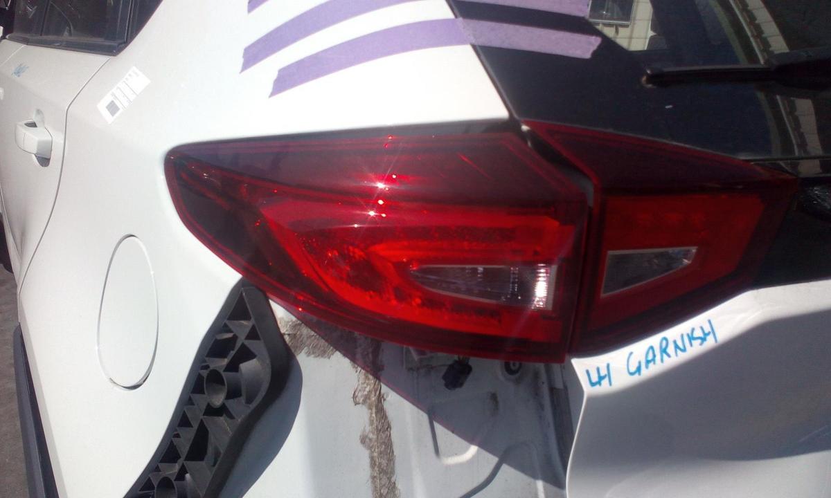 1000661040-Left Taillight