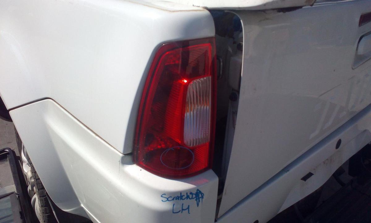 1000609786-Left Taillight