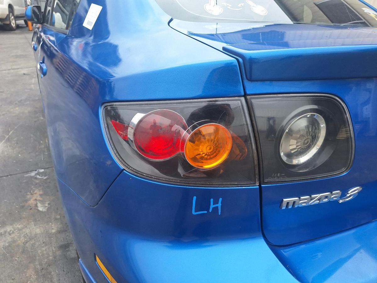 1000815358-Left Taillight