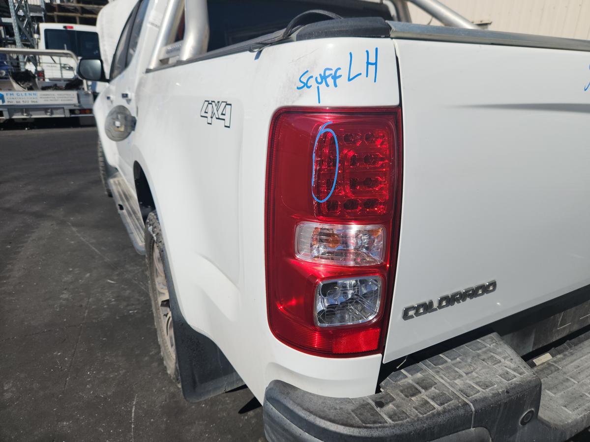 1000940709-Left Taillight