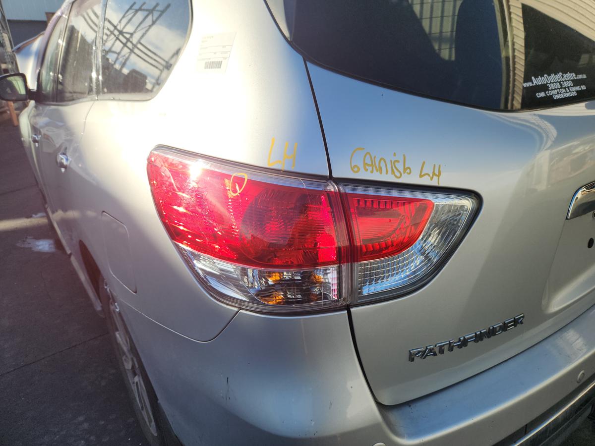 1000942932-Left Taillight