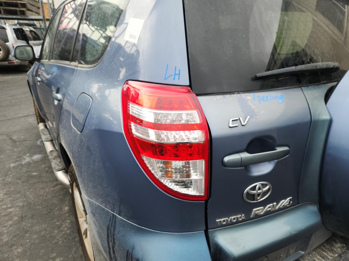 1000945673-Left Taillight