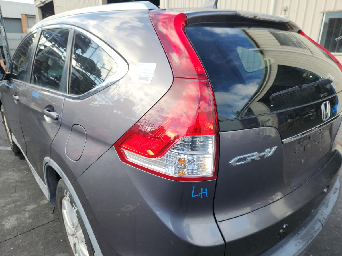 1000945954-Left Taillight