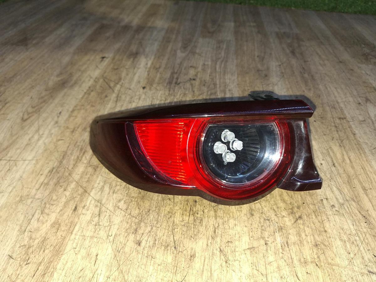 Left Taillight for MAZDA 3