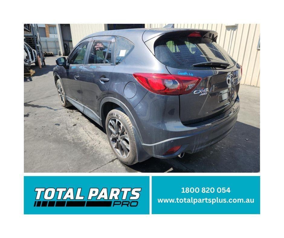 1000952029-Money Shot