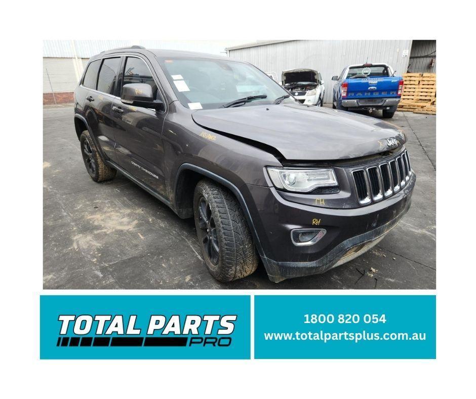 1000957758-Money Shot