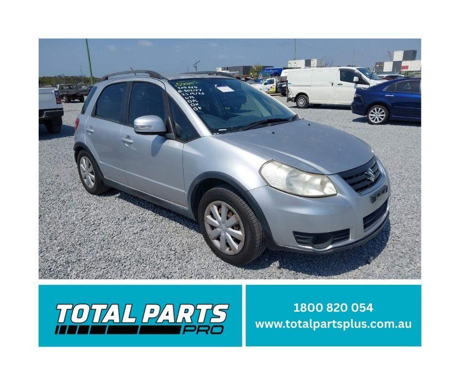 1000954874-Money Shot