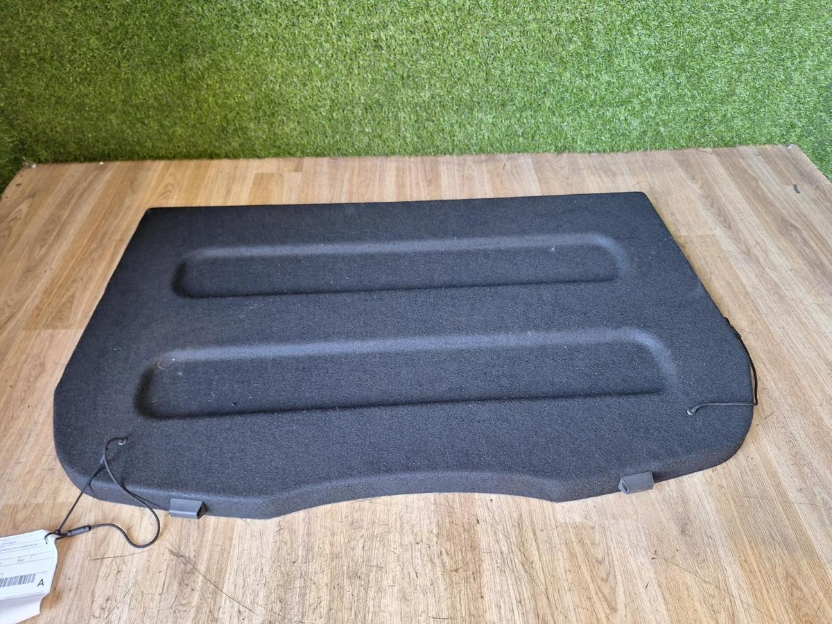 1000887883-Parcel Shelf/Cargo Blind Top