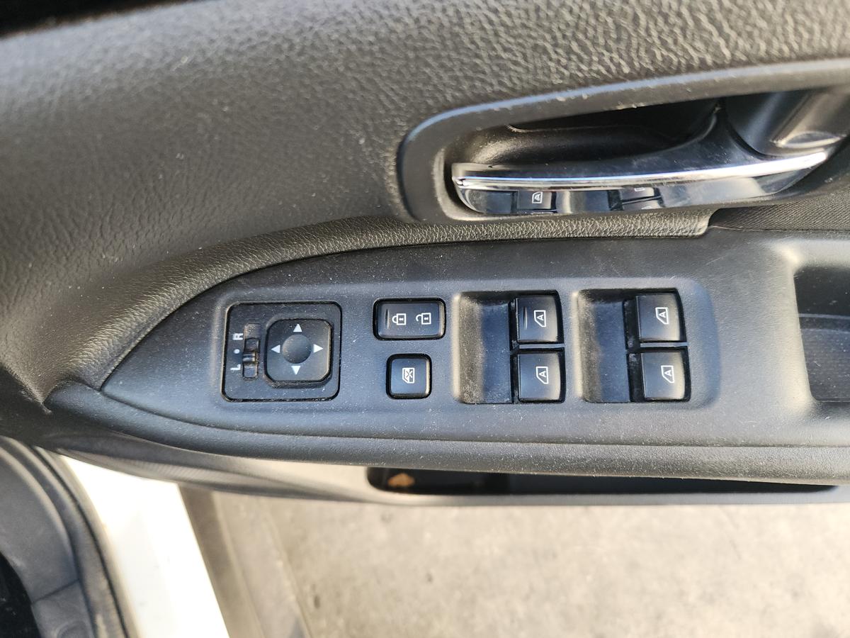 1000929297-Power Window Switch Master