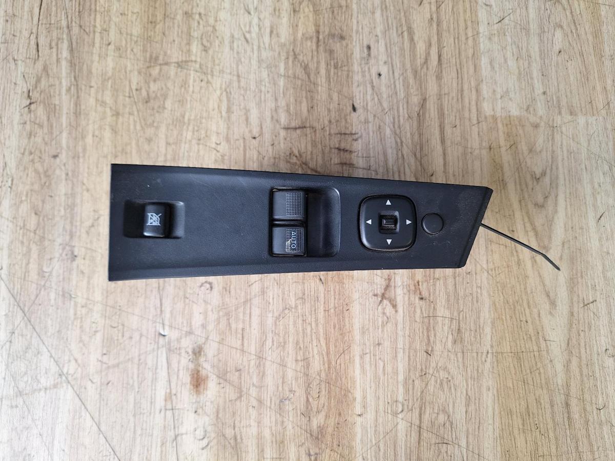 1000883997-Power Window Switch Master Top
