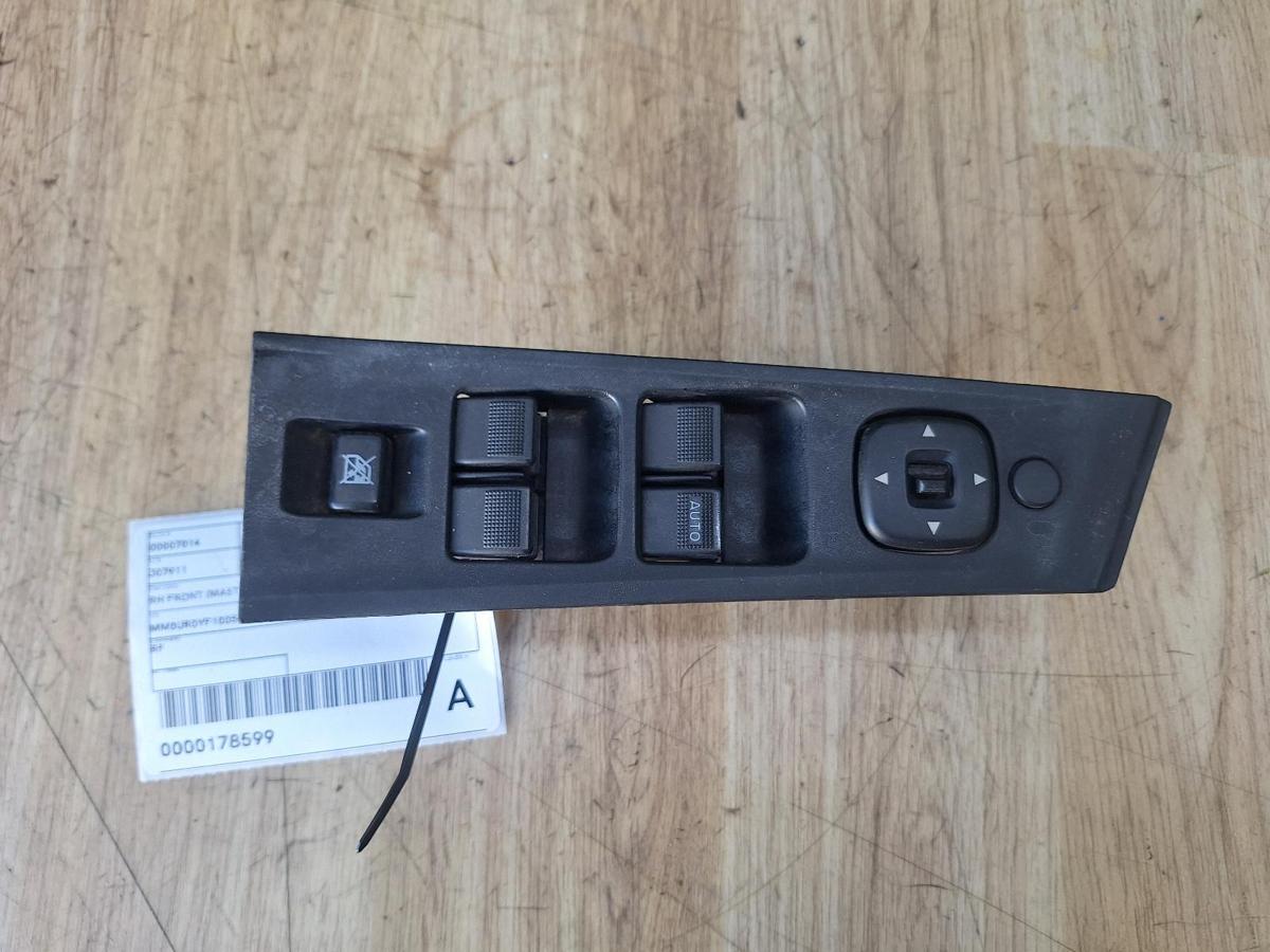 1000887732-Power Window Switch Master Top