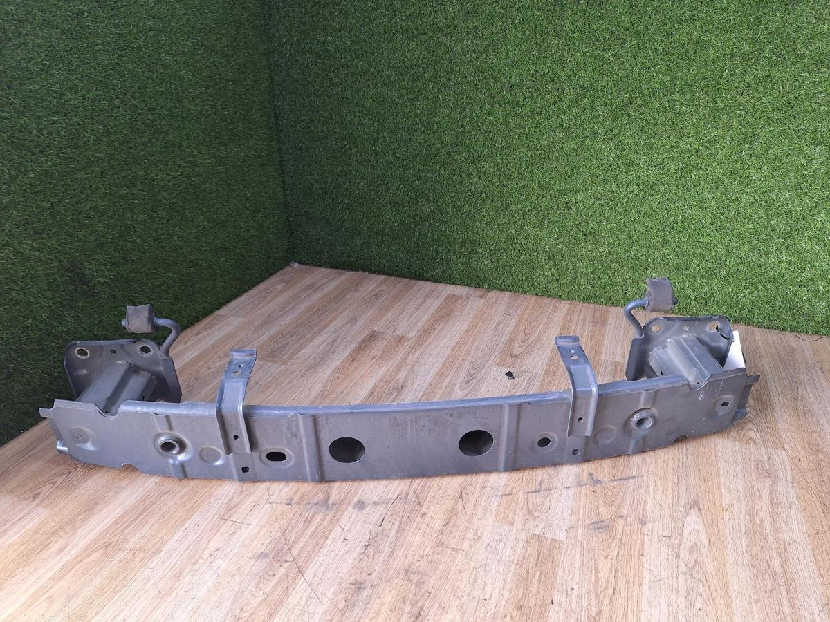 1000882689-Rear Bar Brkt/Reinforcement Front