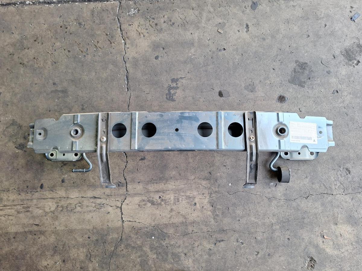 1000910333-Rear Bar Brkt/Reinforcement Front