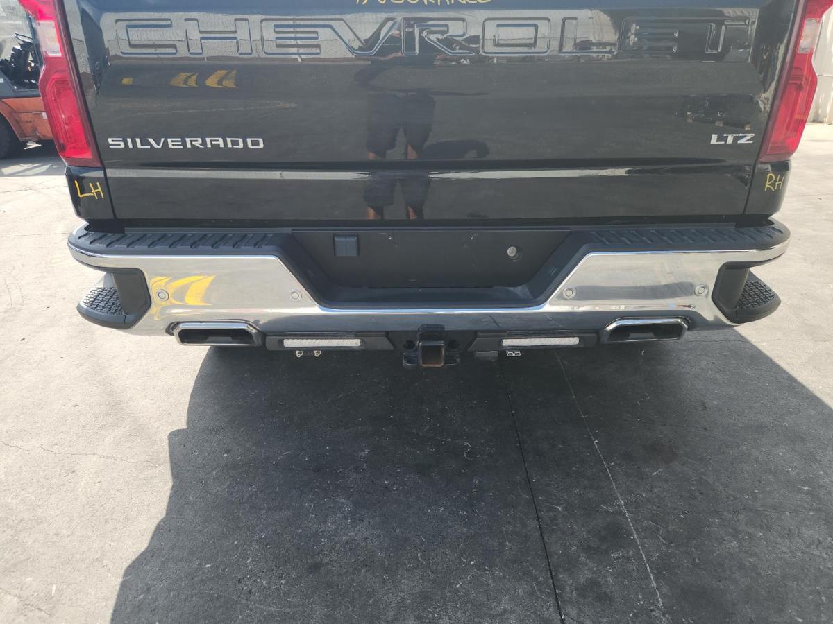 1000875127-Rear Bumper