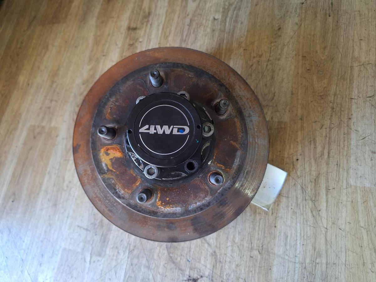 Right Front Hub Assembly for MAHINDRA PIK UP