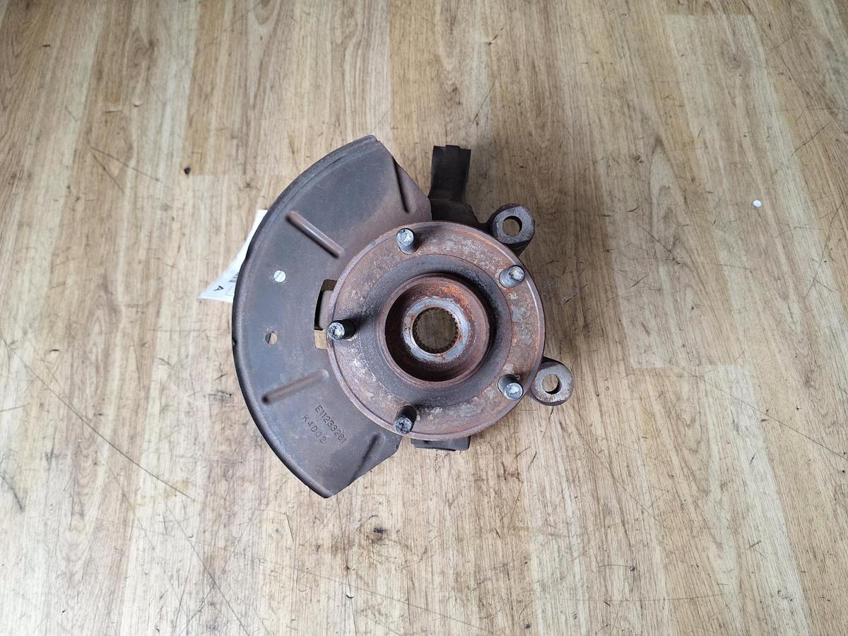 1000899342-Right Front Hub Assembly Top