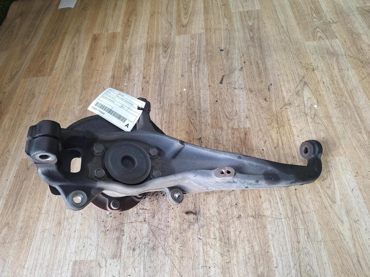 1000891763-Right Front Hub Assembly Top