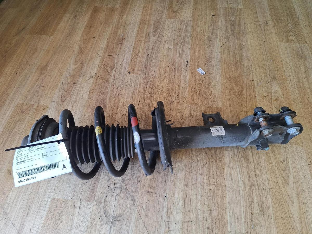1000909148-Right Front Strut Top