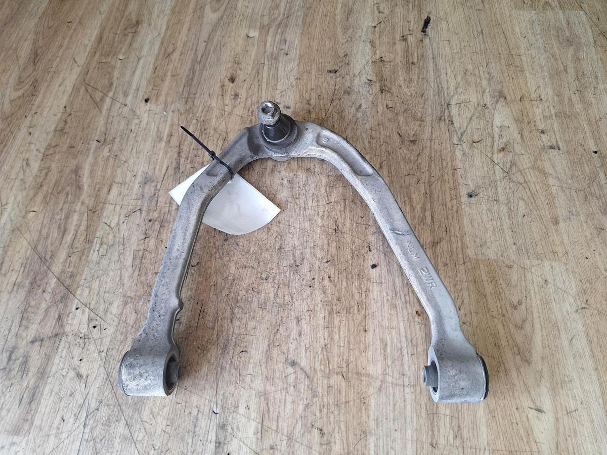1000908566-Right Front Upper Control Arm Top
