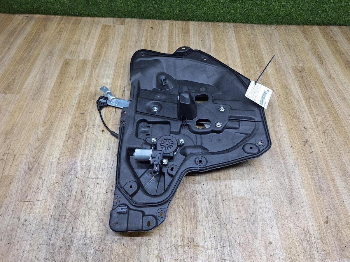 Right Front Window Reg/Motor for MAZDA 3