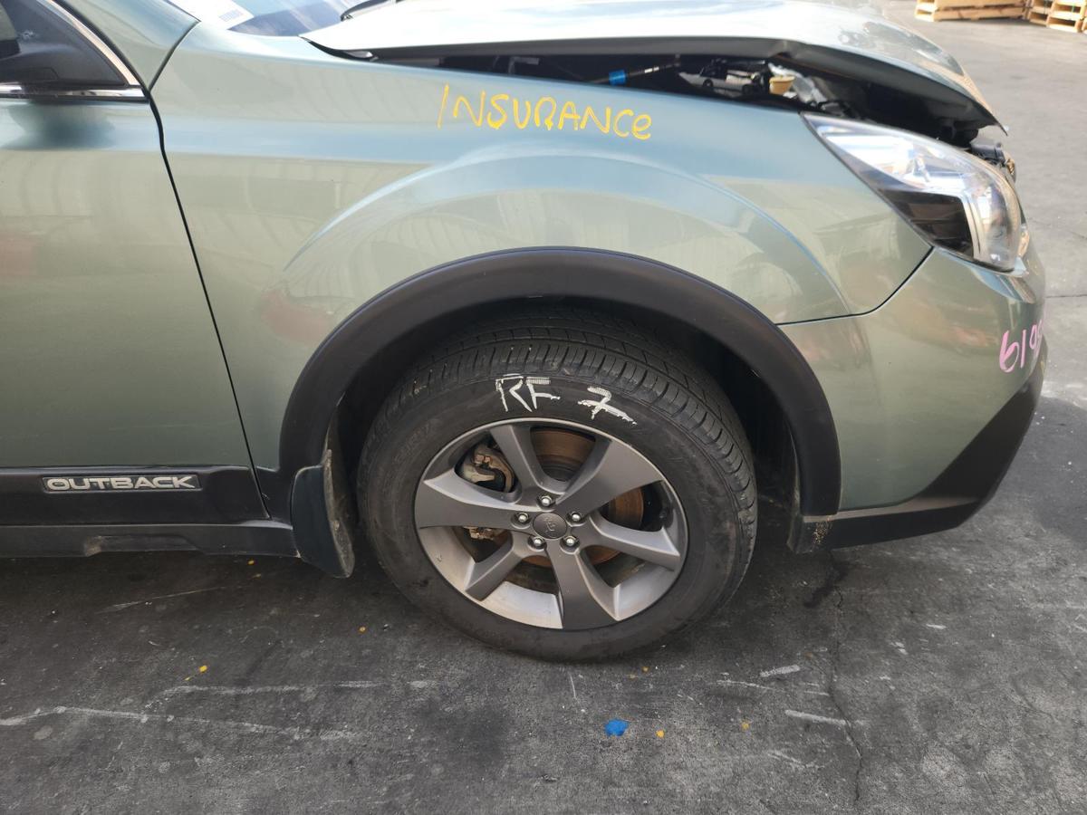 1000856559-Right Guard